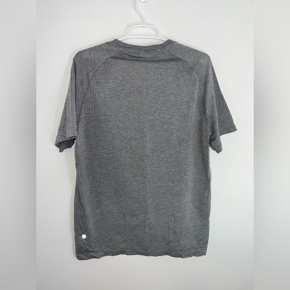 Lululemon x Peloton Blue grey Men's Shirt - Picture 11 of 11